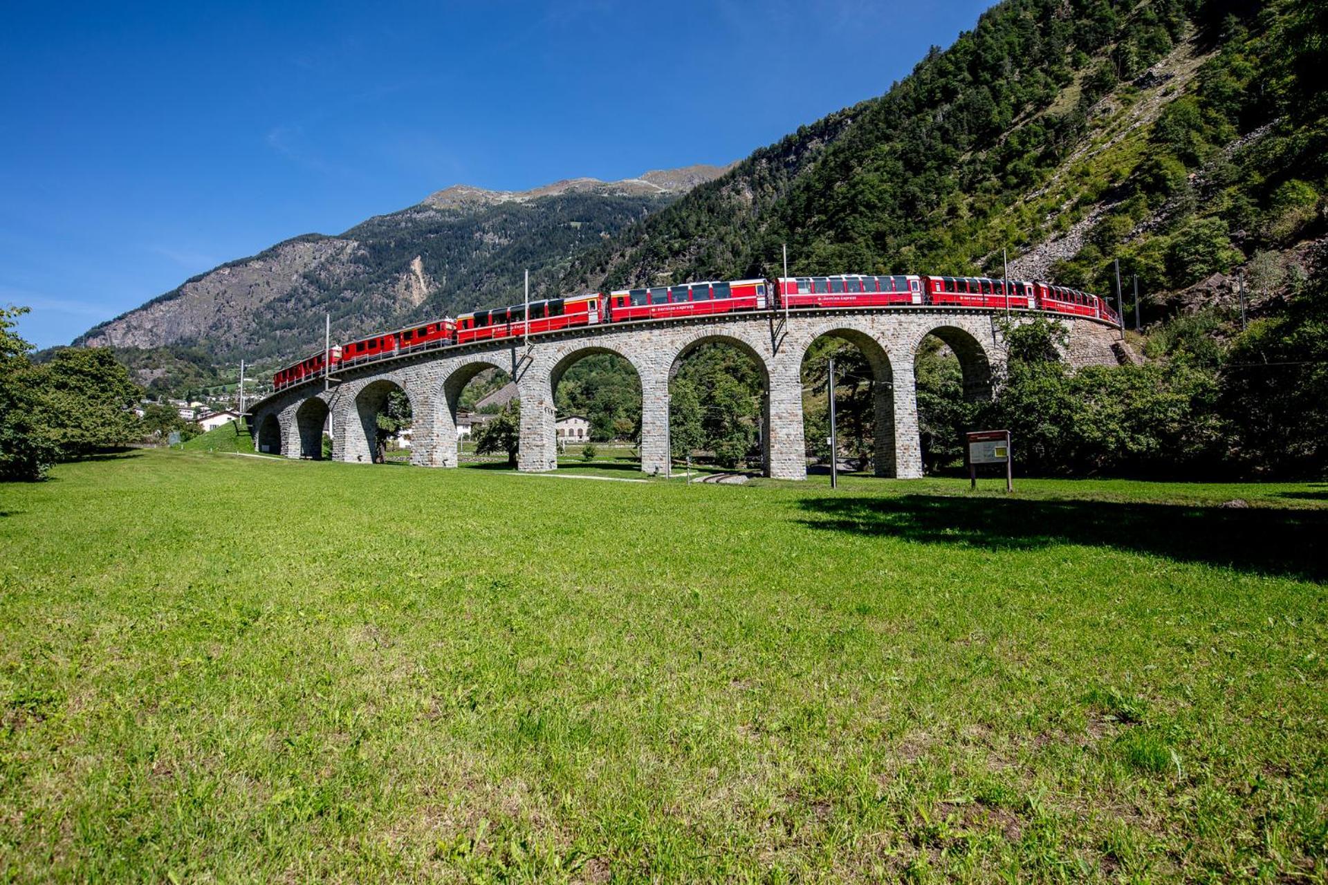 ティラーノResidenza 39 - 900 M To Bernina Expressアパートメント エクステリア 写真